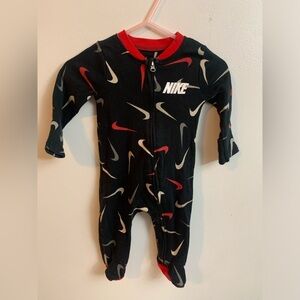 4/30$ Nike unisex pajamas